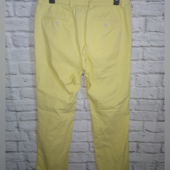 Vineyard Vines Yellow Slim Fit Breaker Pant Chinos Size 30x32 - Picture 2 of 4